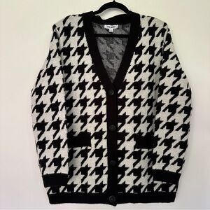 Steve Madden | Black & White Houndstooth Long Cardigan Sweater Size L